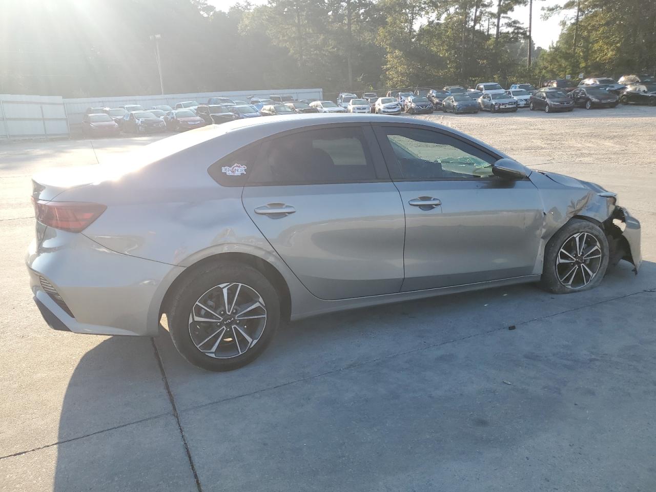 Kia Forte Fe Image 2