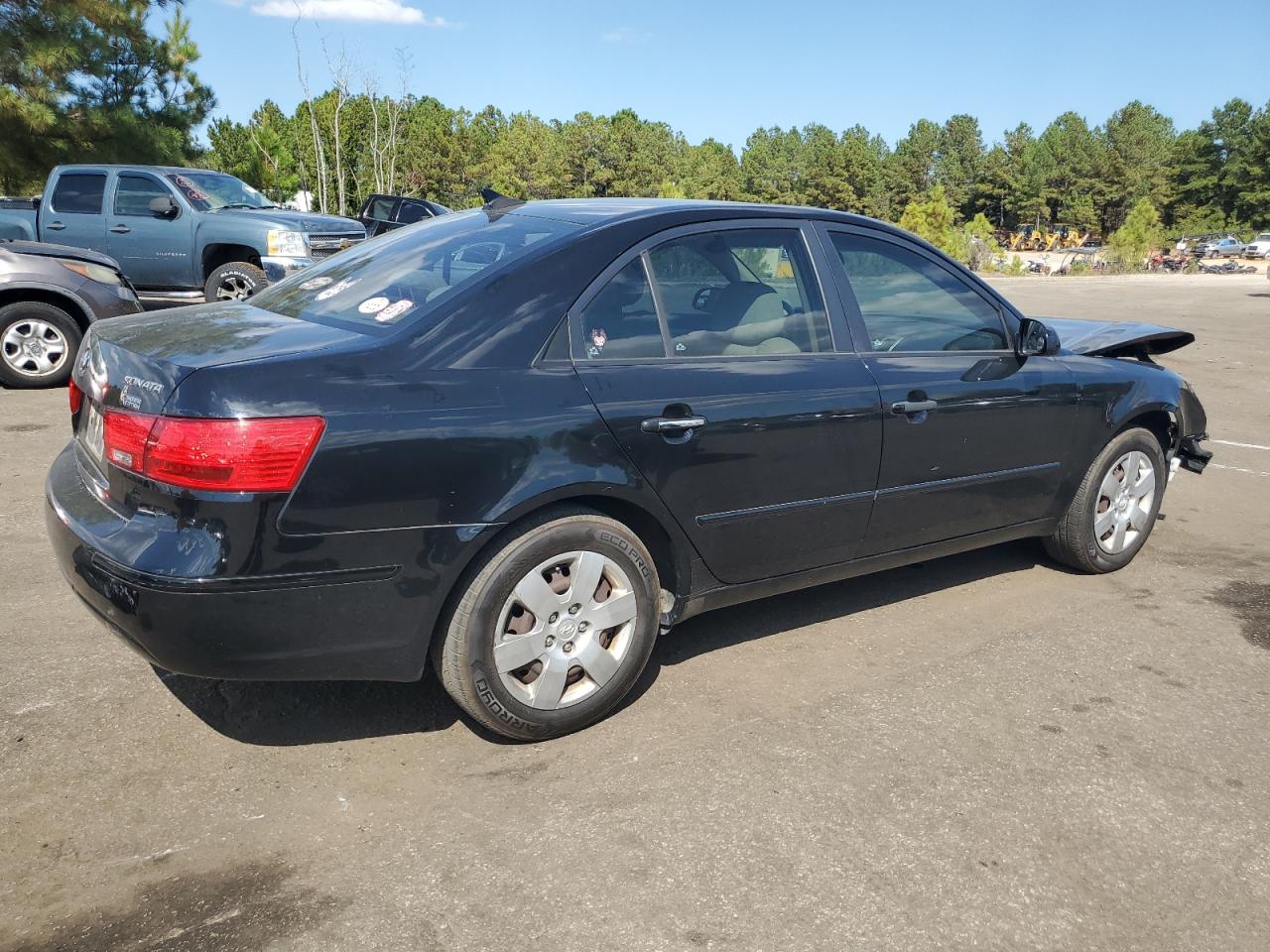 Hyundai SONATA Gls Image 3