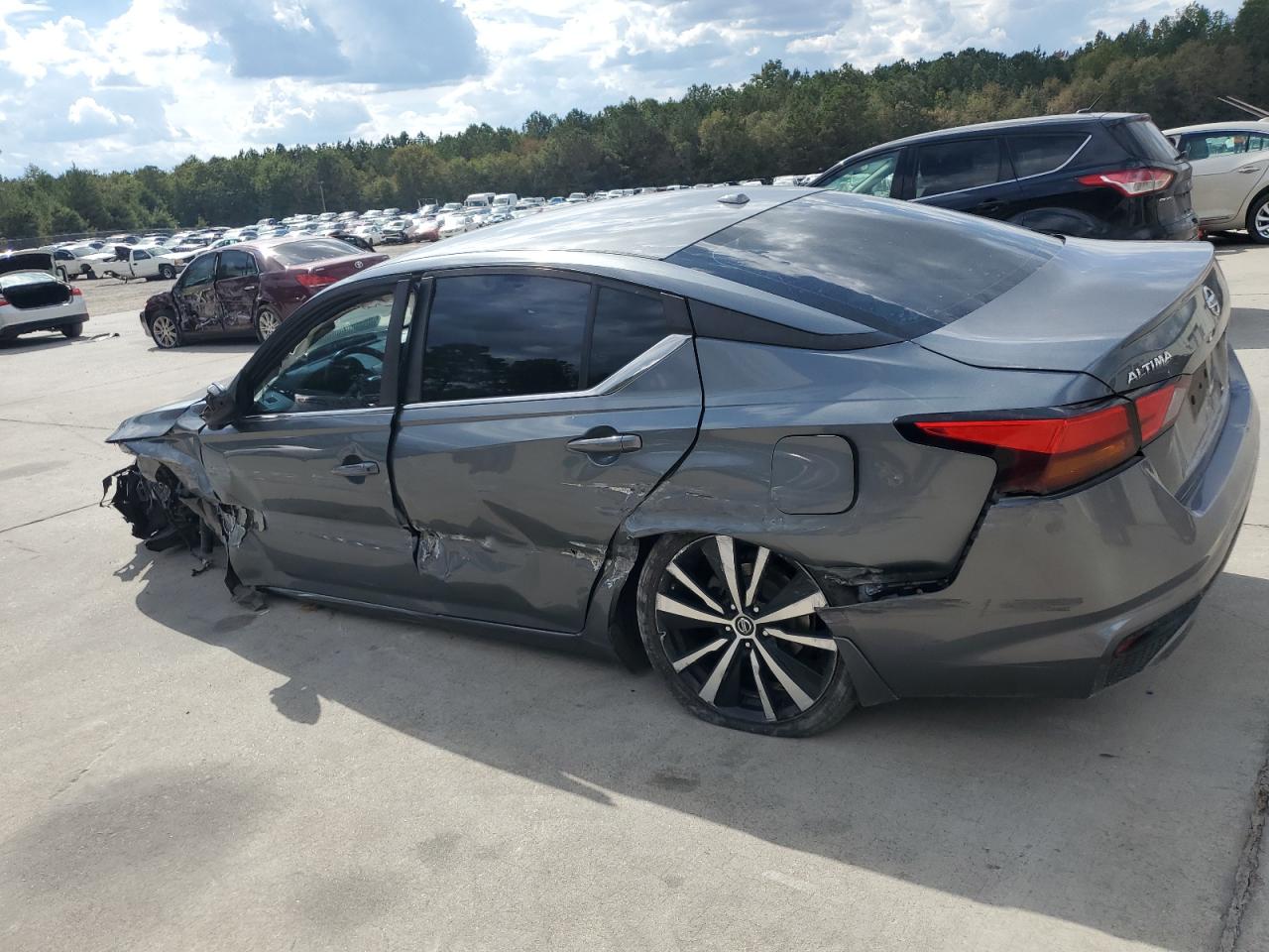 Nissan Altima Sr Image 3