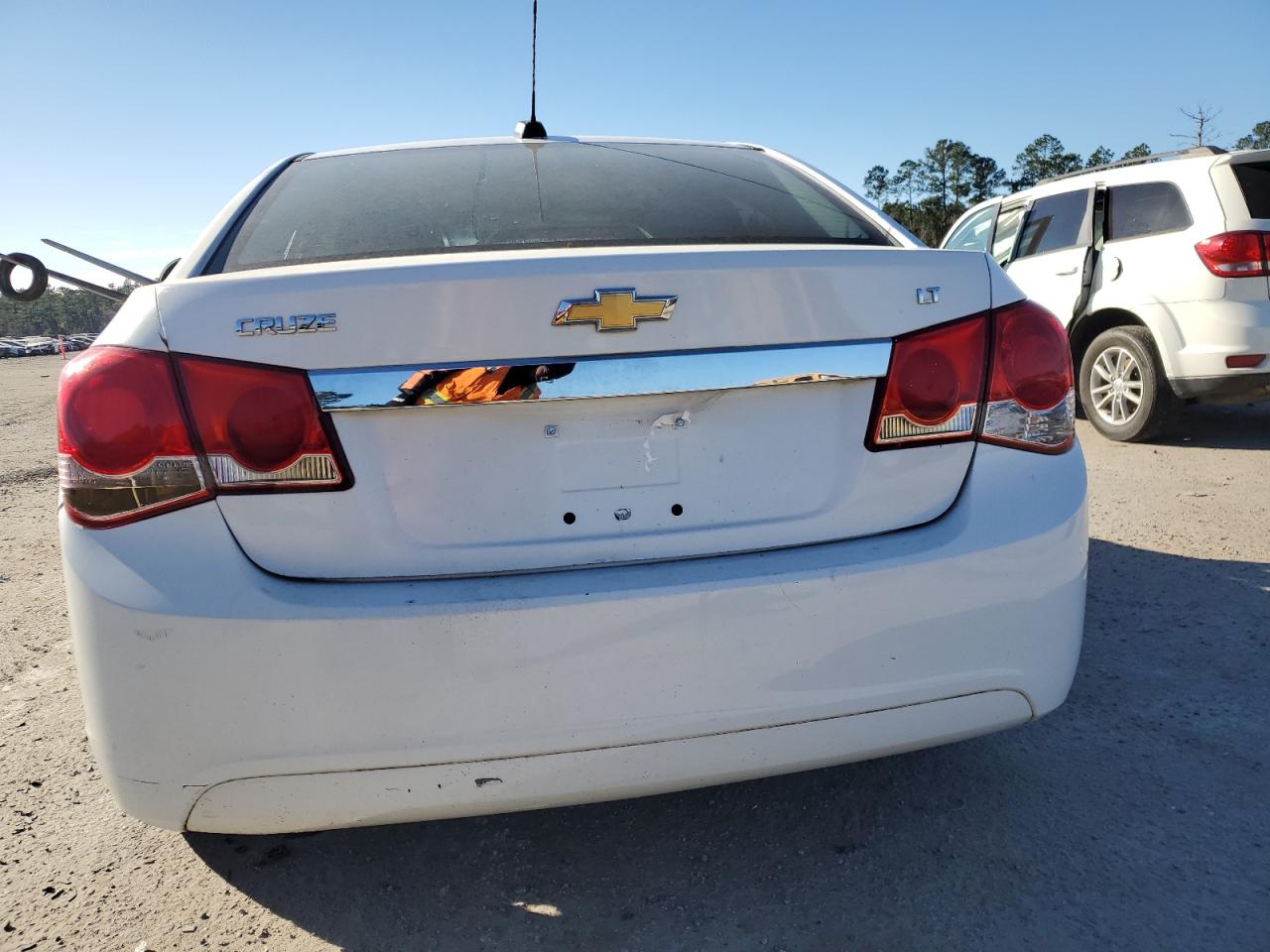 Chevrolet Cruze Ls Image 4