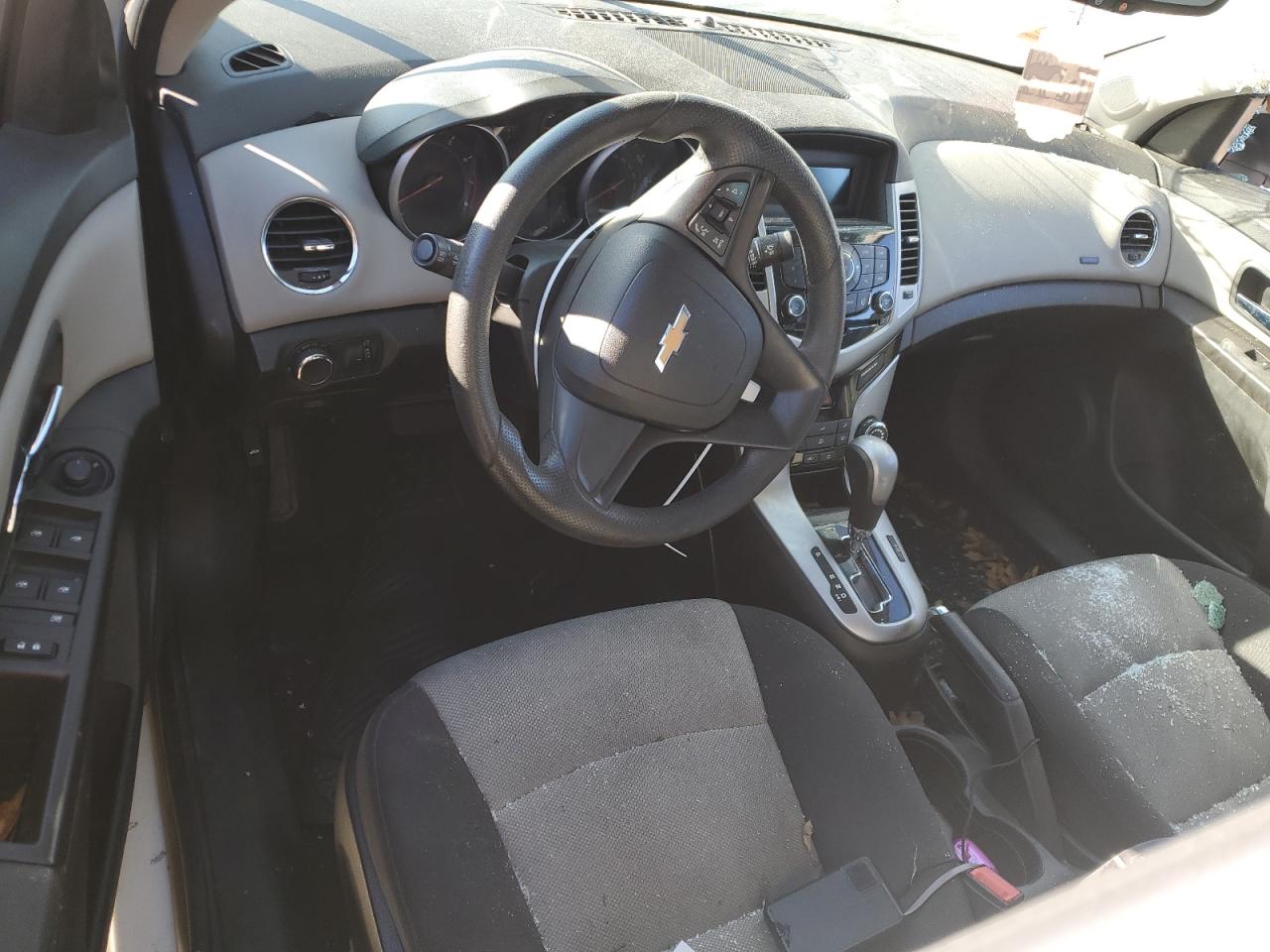 Chevrolet Cruze Ls Image 9