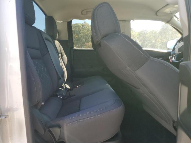 Nissan Frontier Sv Image 8