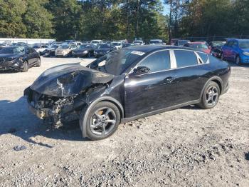  Salvage Kia K4 Lx