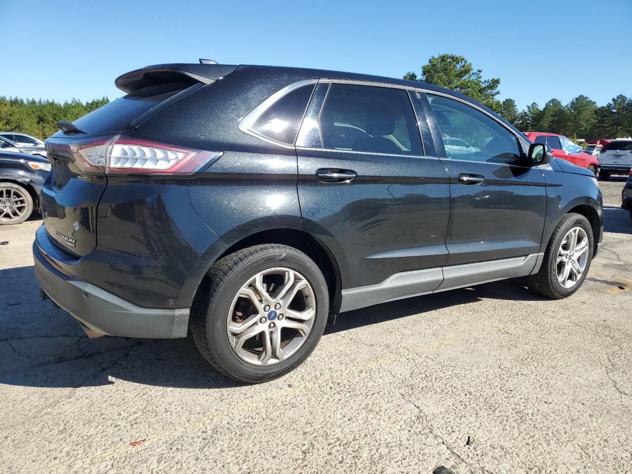 Ford Edge Titanium Image 5