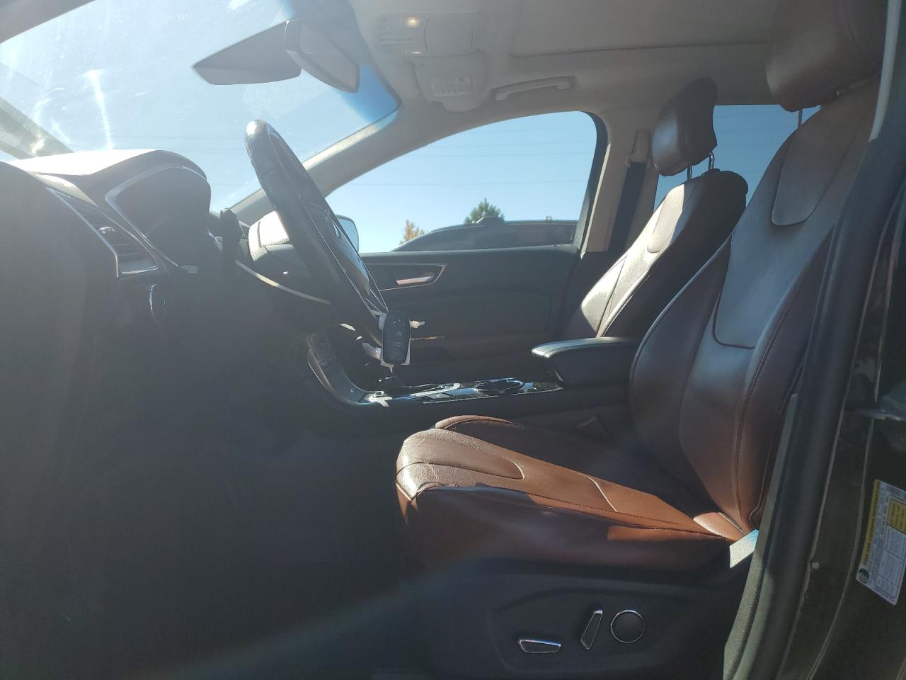 Ford Edge Titanium Image 13