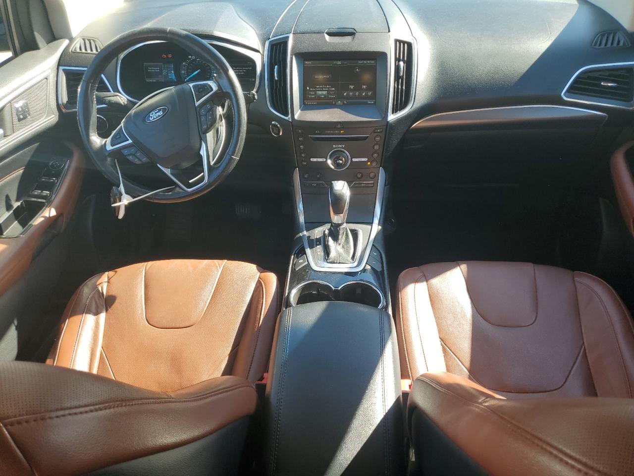 Ford Edge Titanium Image 8