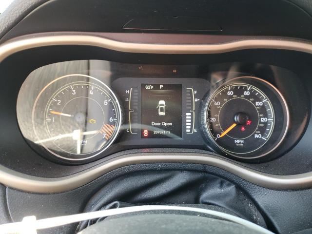 Jeep Grand Cherokee Sport Image 5