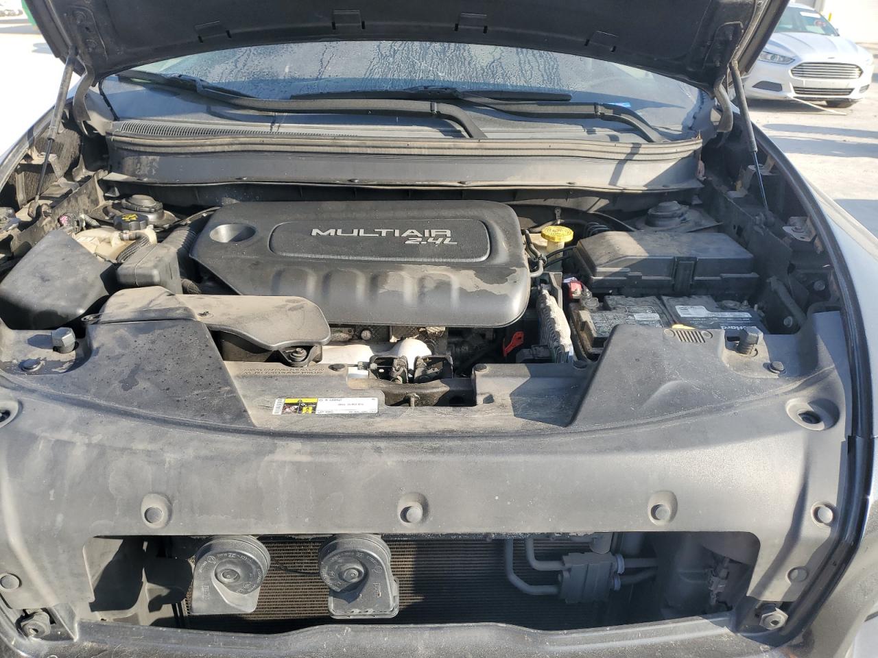 Jeep Grand Cherokee Sport Image 11