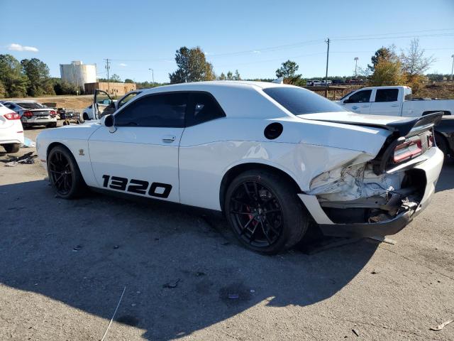 Dodge Challenger R/t Scat Pack Image 3