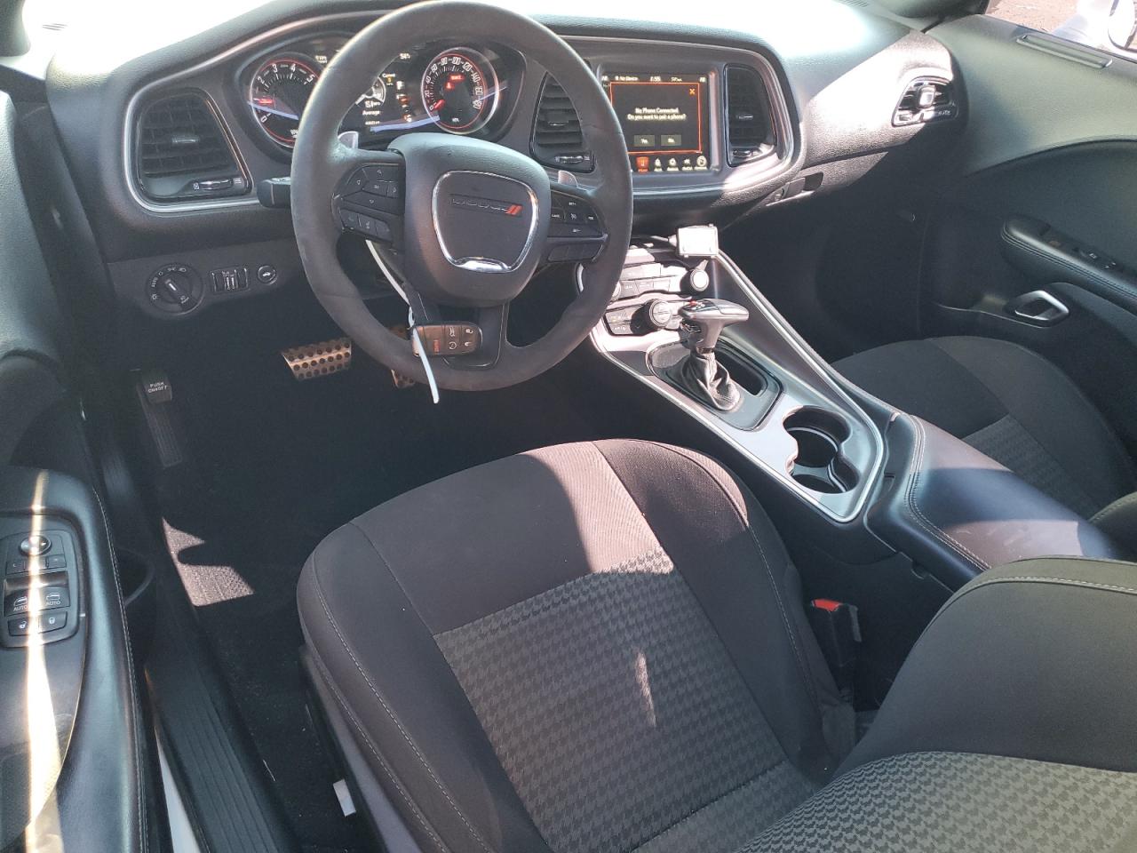 Dodge Challenger R/t Scat Pack Image 7