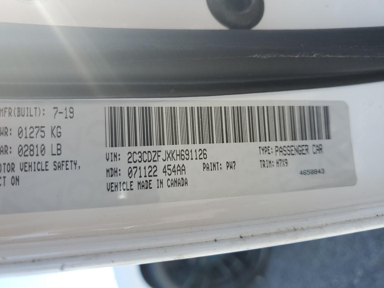 Dodge Challenger R/t Scat Pack Image 6