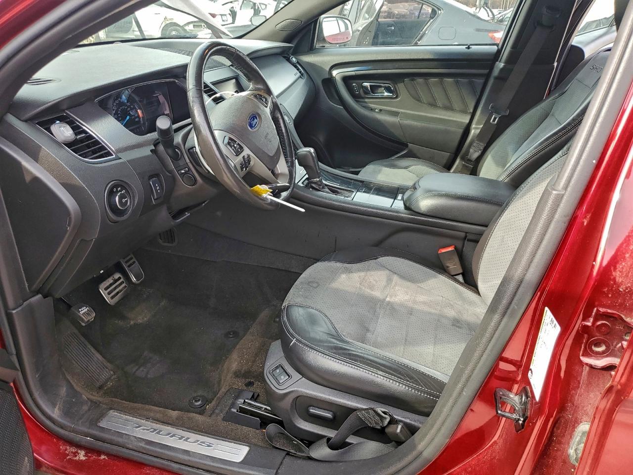 Ford Taurus Sho Image 3