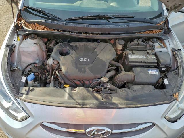 Hyundai ACCENT Se Image 11