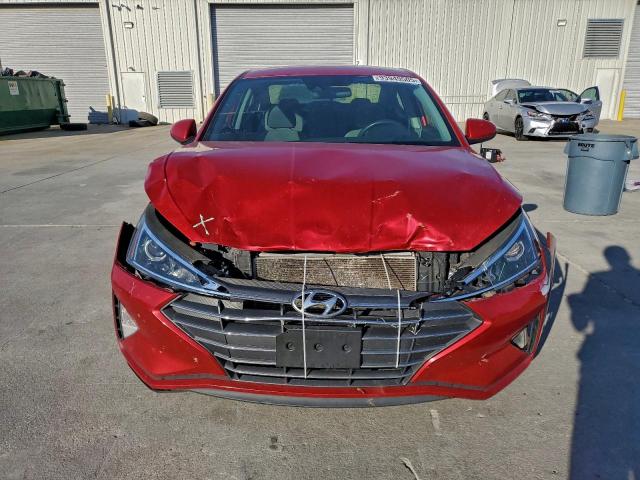 Hyundai ELANTRA Sel Image 12