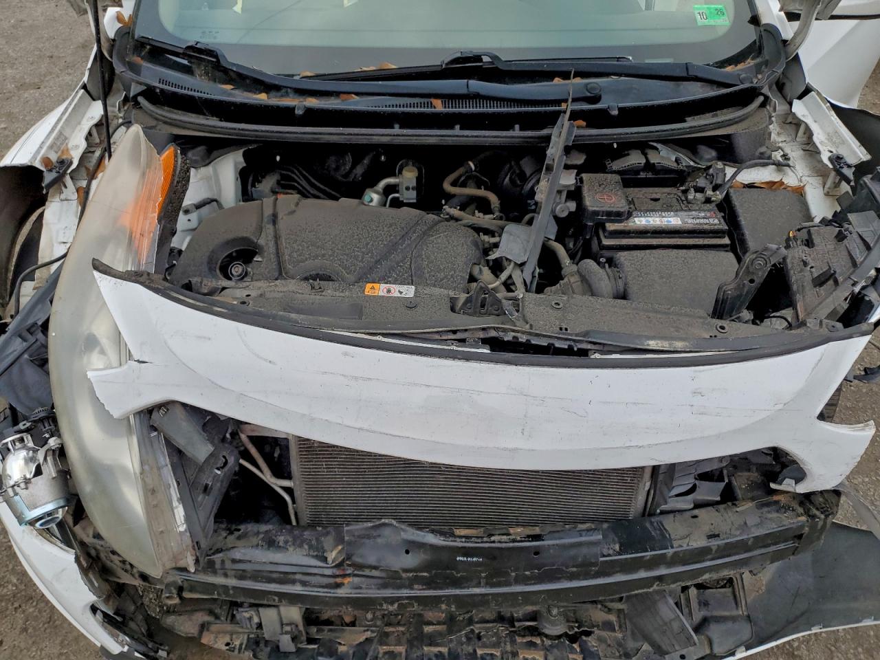 Hyundai ELANTRA Image 11