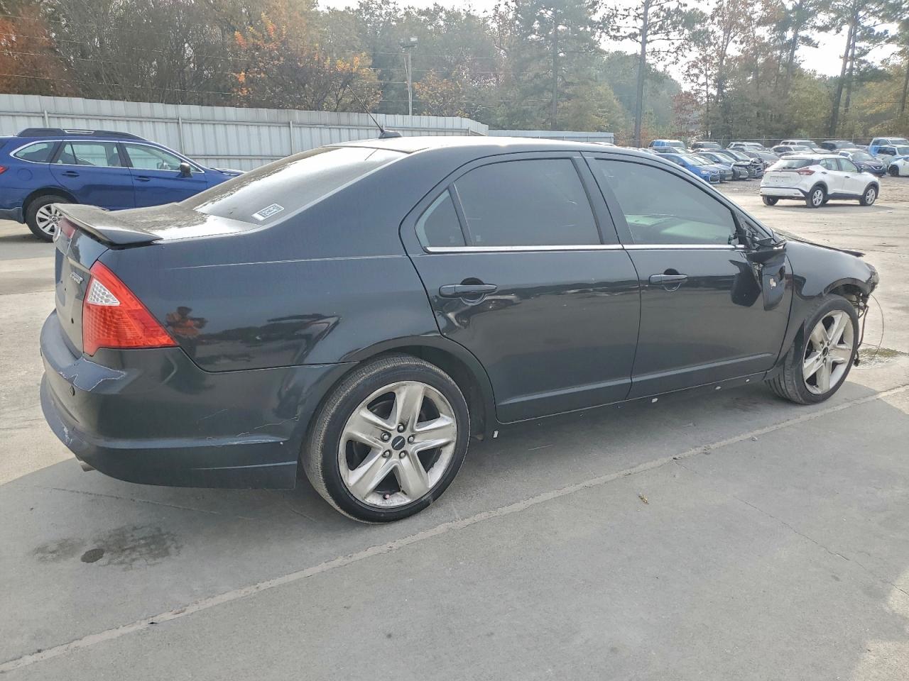 Ford Fusion Sport Image 3