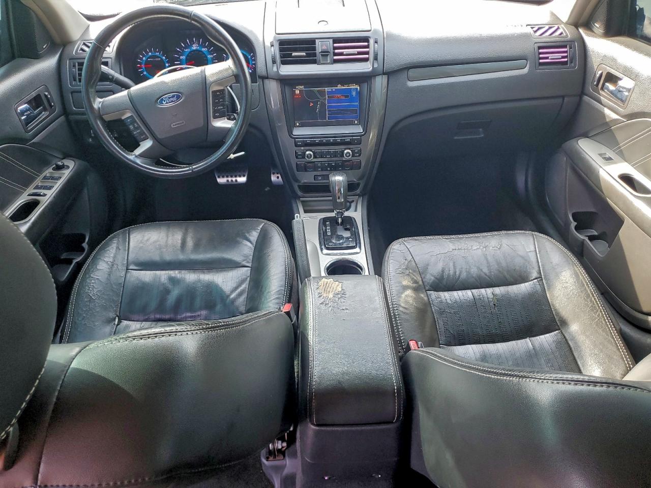 Ford Fusion Sport Image 11