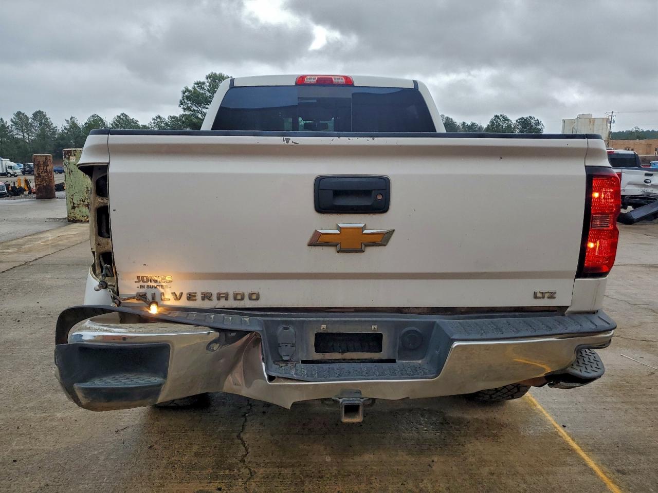 Chevrolet Silverado K1500 Ltz Image 8