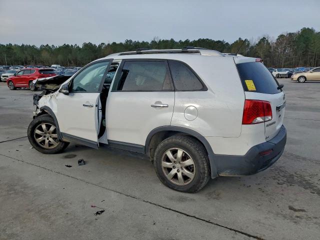 Kia Sorento Base Image 12