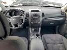 Kia Sorento Base Image 10
