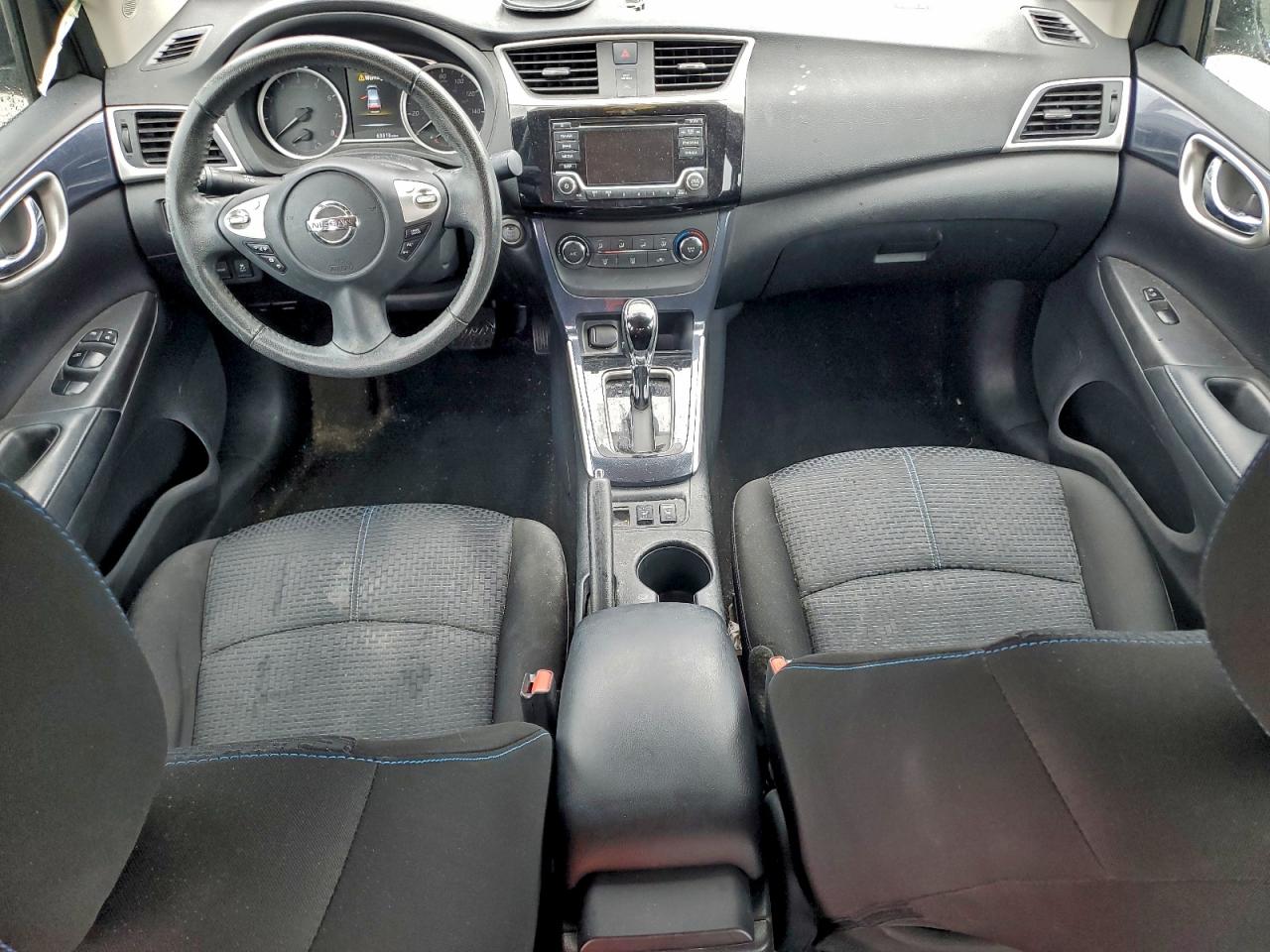 Nissan Sentra S Image 6
