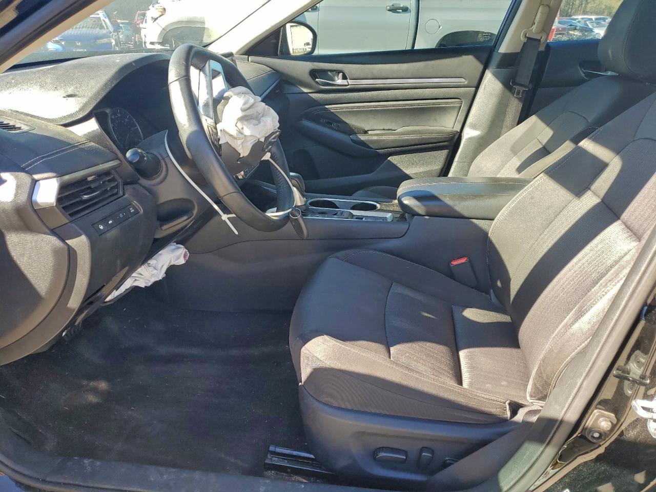 Nissan Altima Sv Image 8