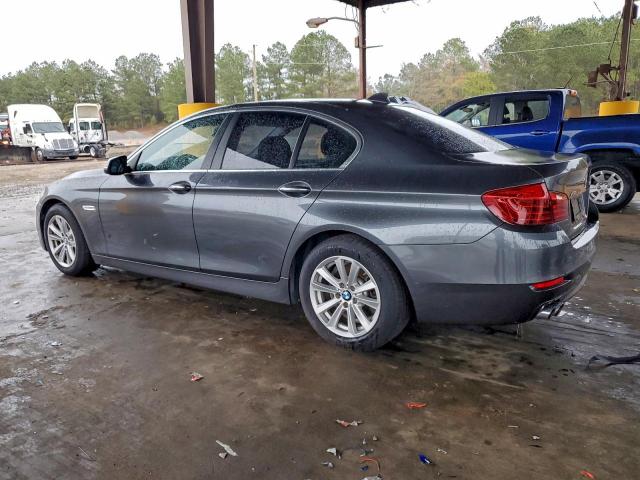 BMW 5 Series Xi Image 4