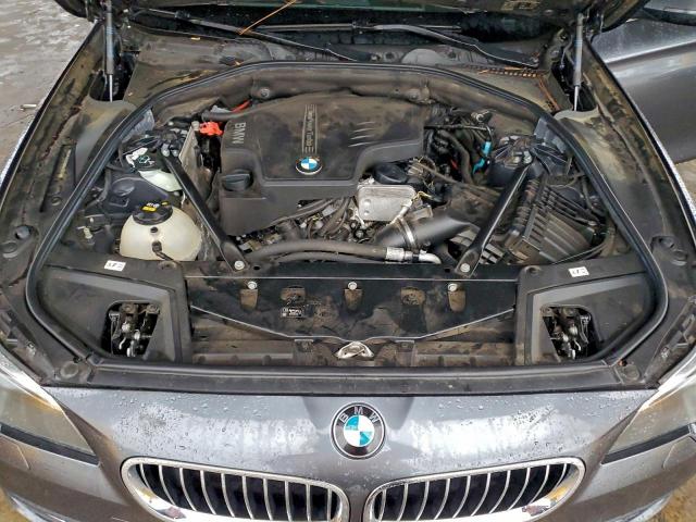 BMW 5 Series Xi Image 11