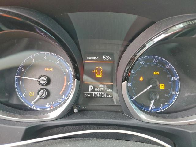 Toyota Corolla L Image 5