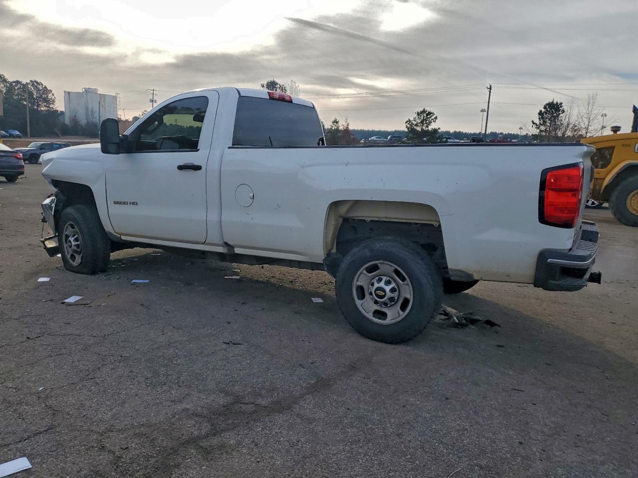 Chevrolet Silverado C2500 Heavy Duty Image 10