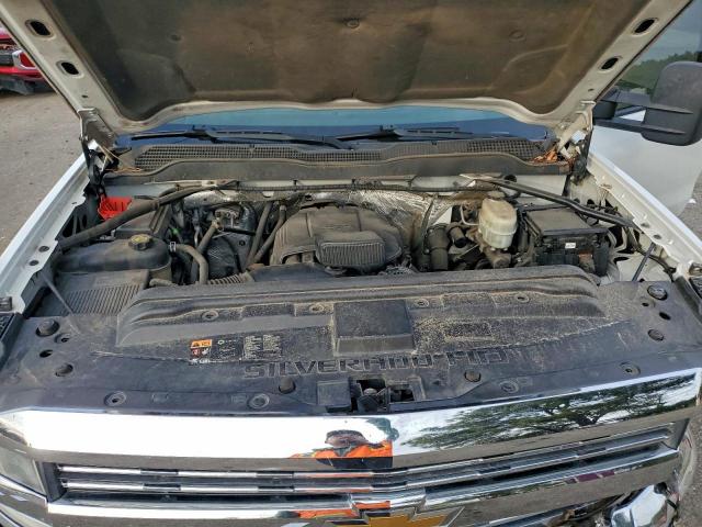 Chevrolet Silverado C2500 Heavy Duty Image 12
