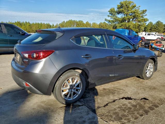 Mazda 3 Touring Image 2