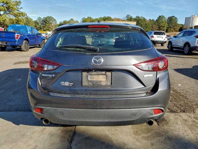 Mazda 3 Touring Image 4