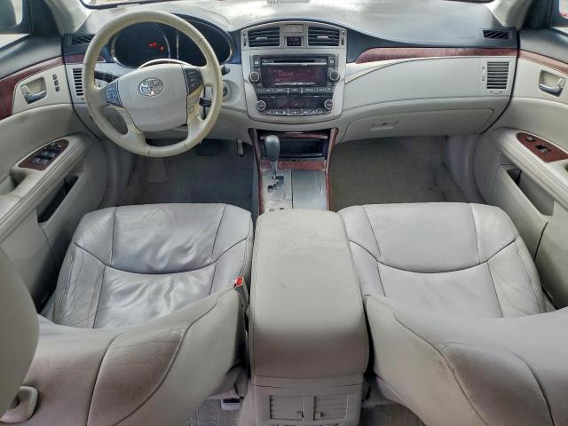 Toyota Avalon Base Image 10