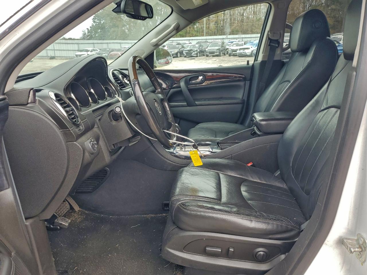 Buick Enclave Image 4