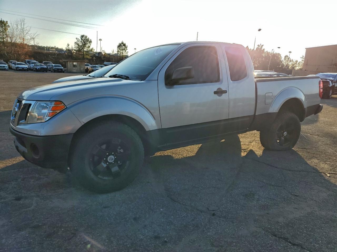 Nissan Frontier King Cab Se Image 1
