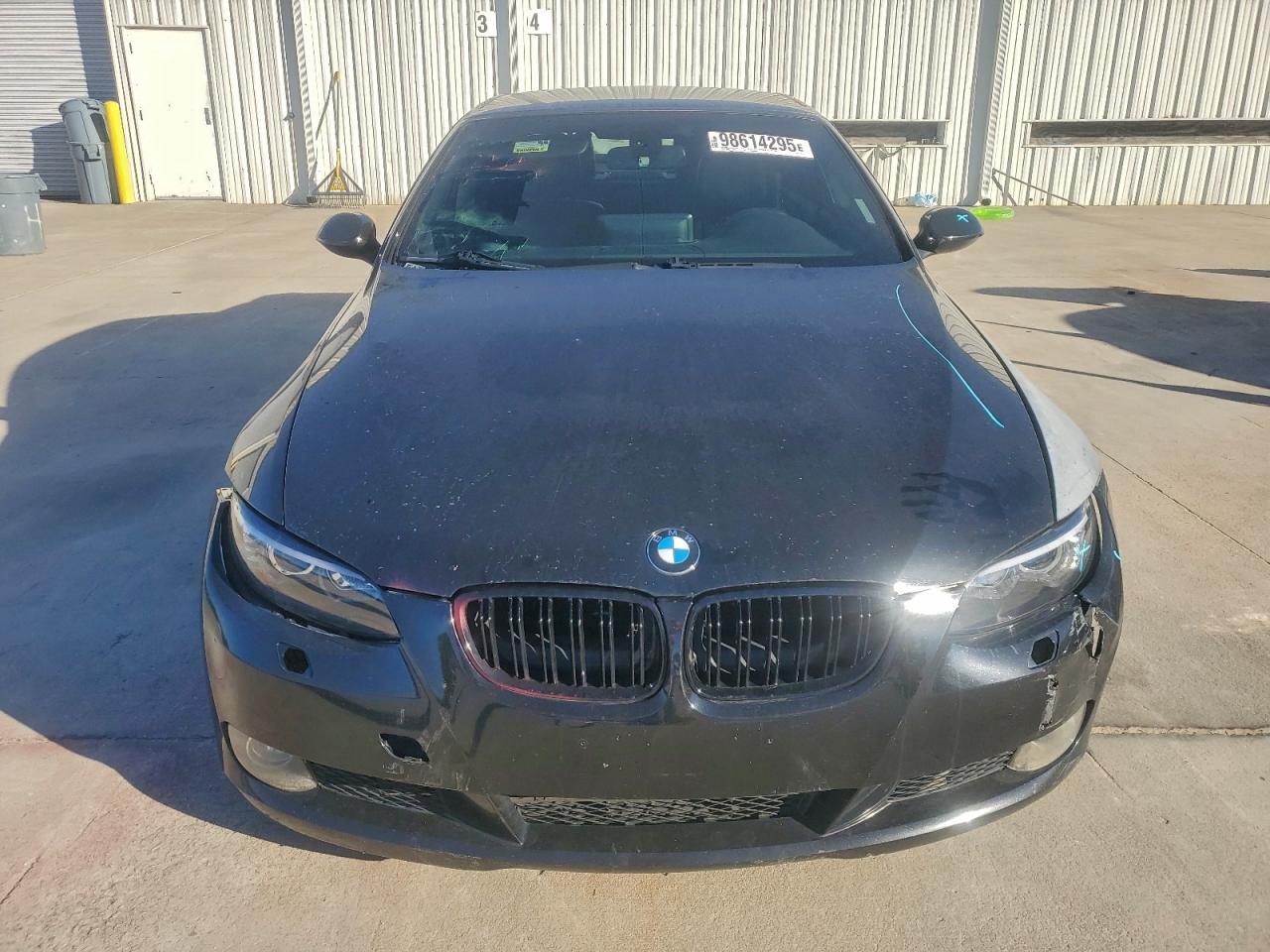 BMW 3 Series I Image 8