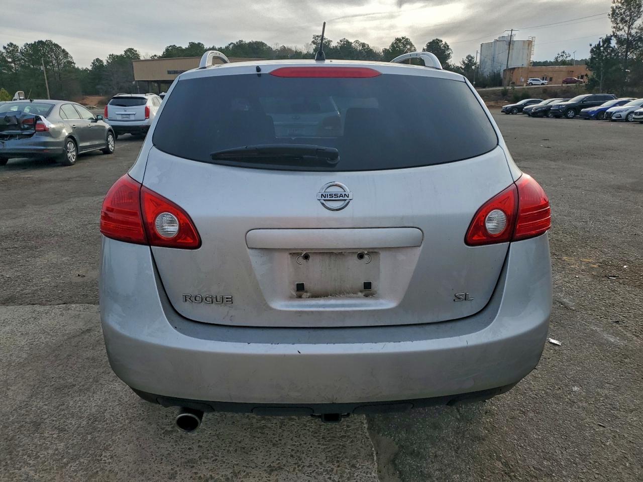 Nissan Rogue S Image 6