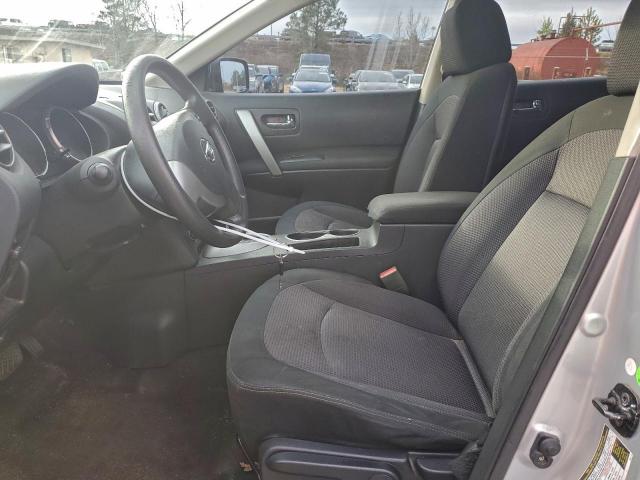 Nissan Rogue S Image 4