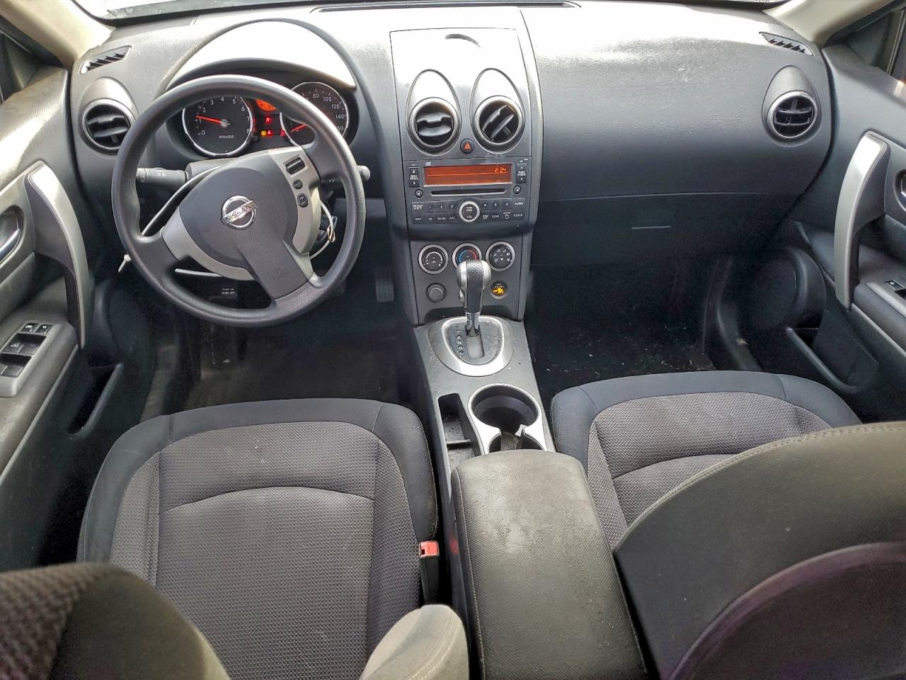 Nissan Rogue S Image 10