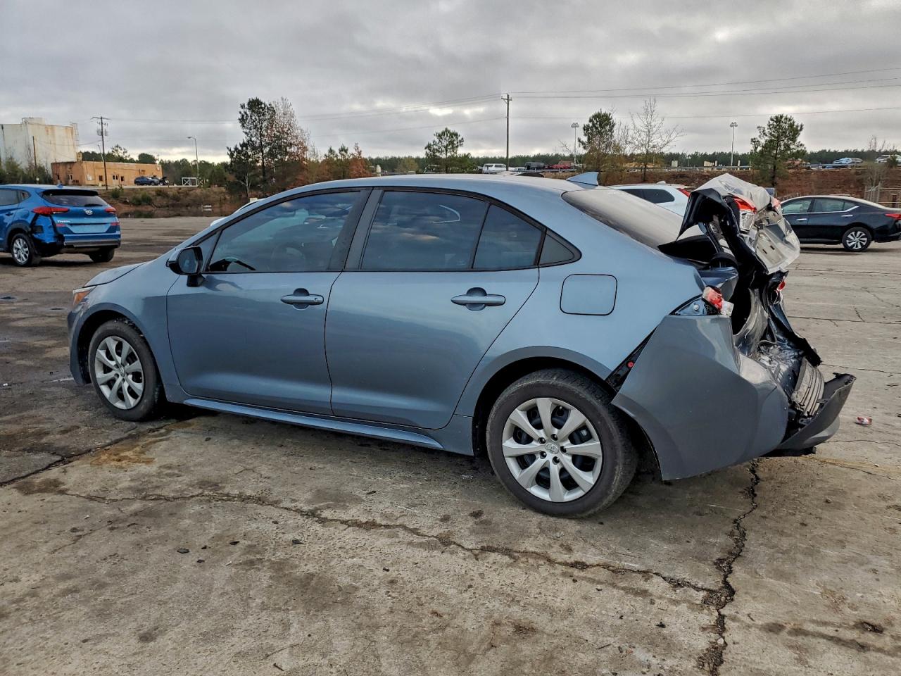 Toyota Corolla Le Image 4