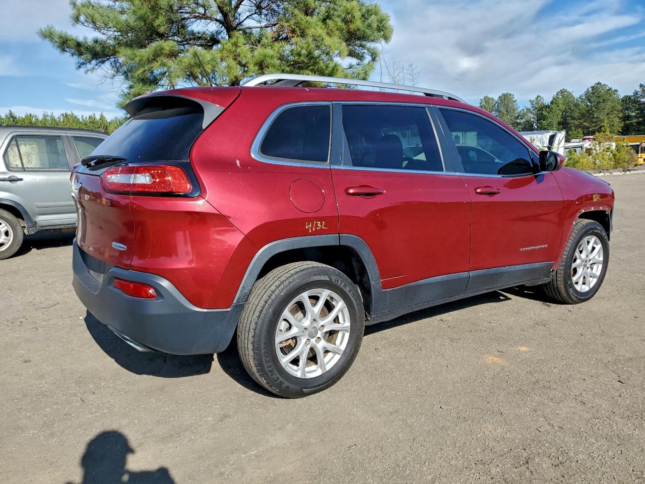 Jeep Grand Cherokee Latitude Image 3