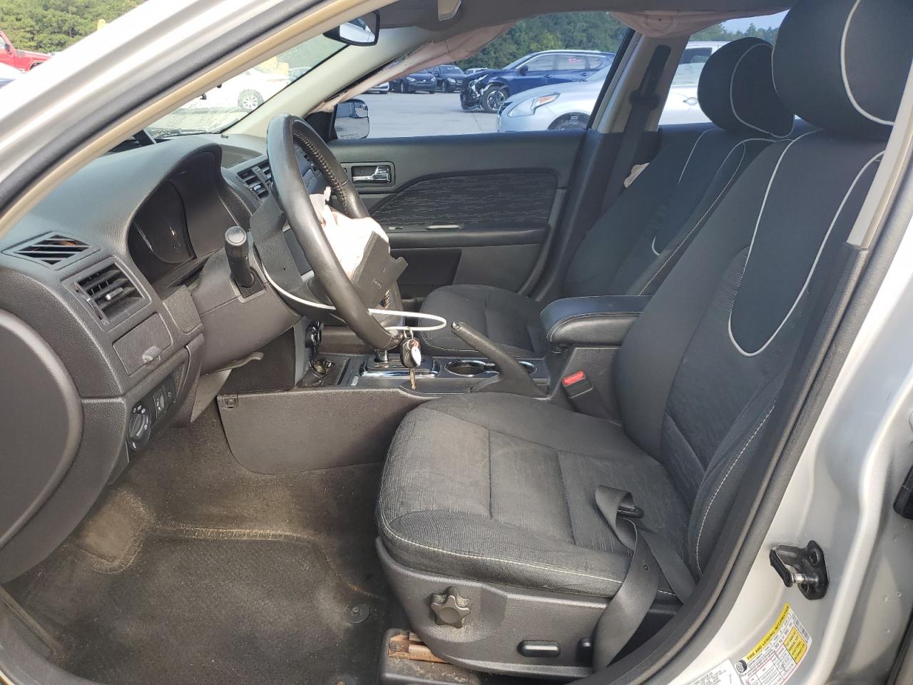 Ford Fusion Se Image 5