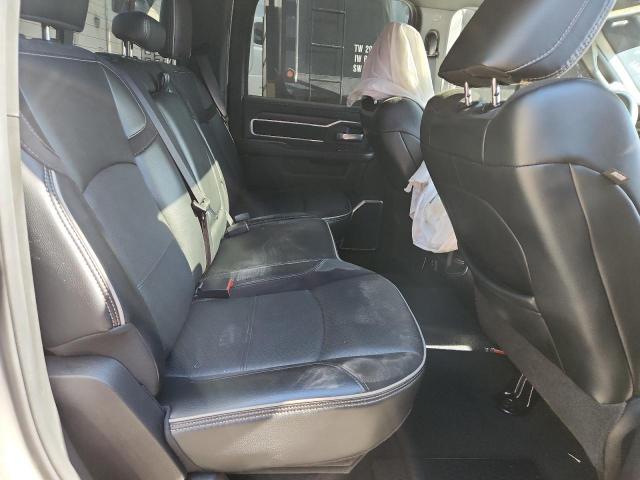 Ram 3500 Laramie Image 7