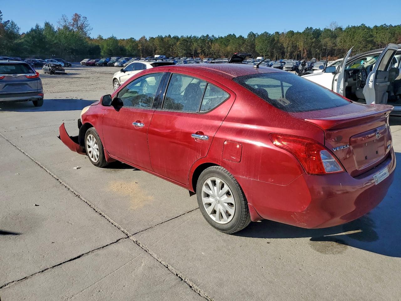 Nissan Versa S Image 12
