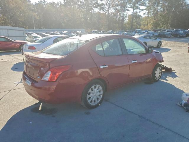 Nissan Versa S Image 4