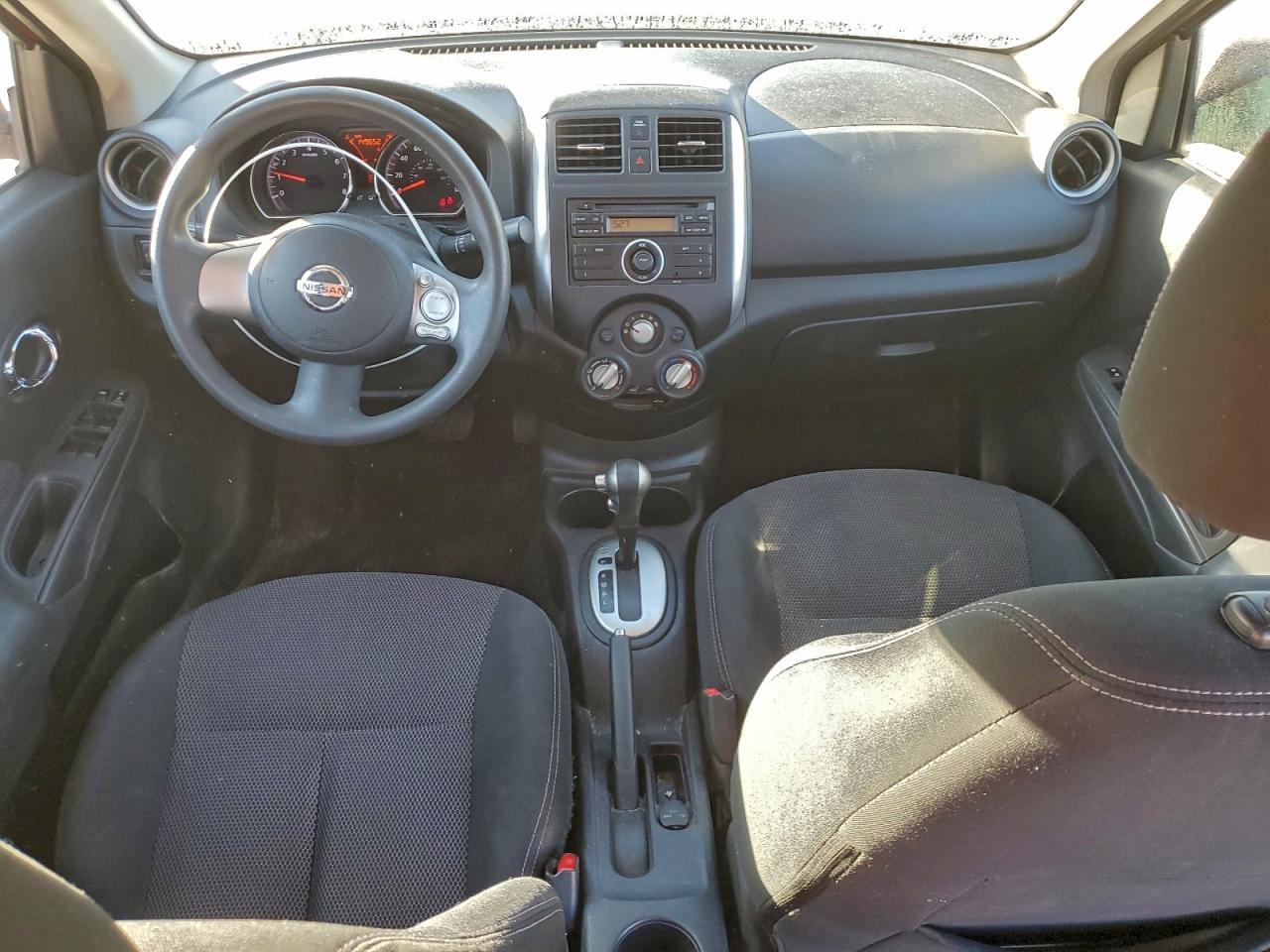 Nissan Versa S Image 5