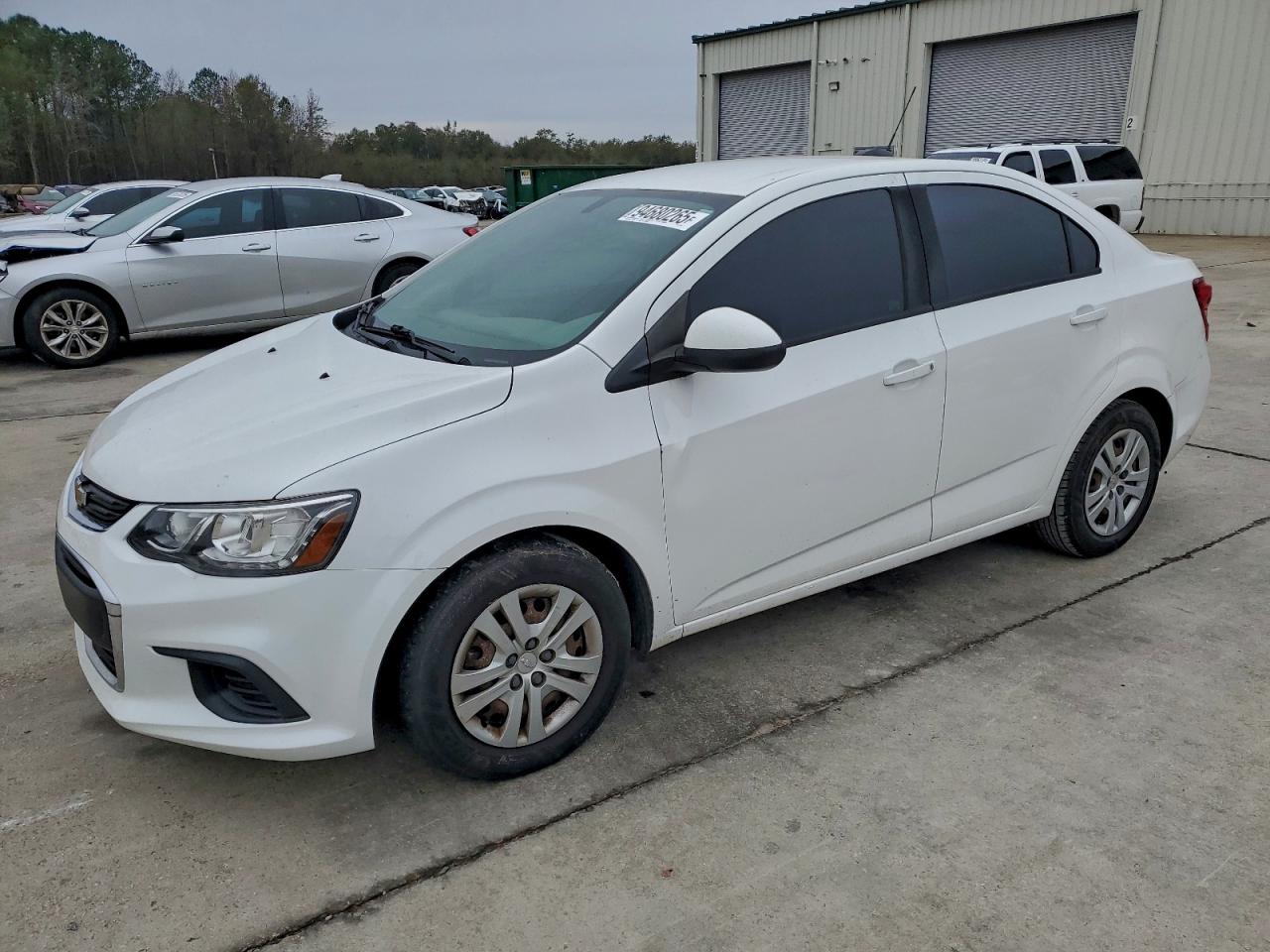 Chevrolet Sonic Ls Image 1