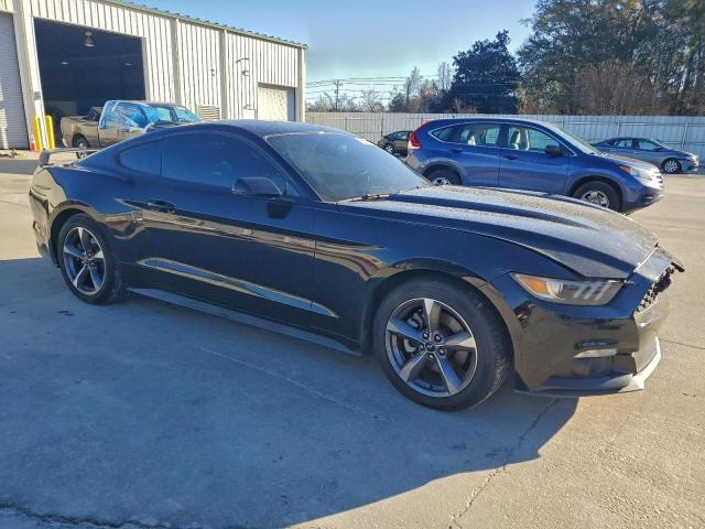 Ford Mustang Image 4