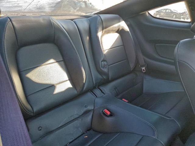 Ford Mustang Image 10